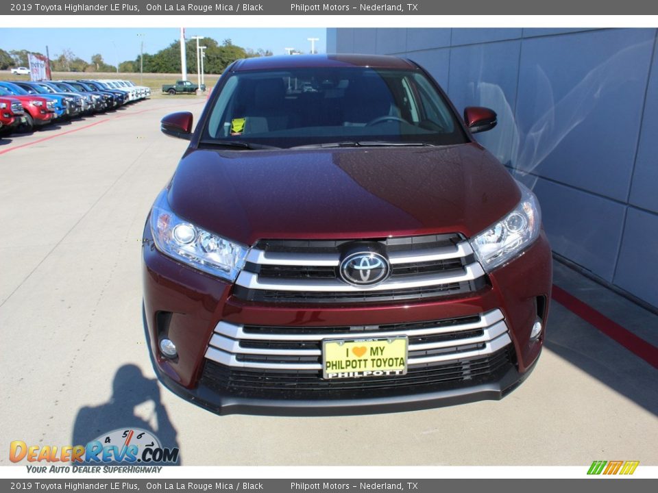 2019 Toyota Highlander LE Plus Ooh La La Rouge Mica / Black Photo #3