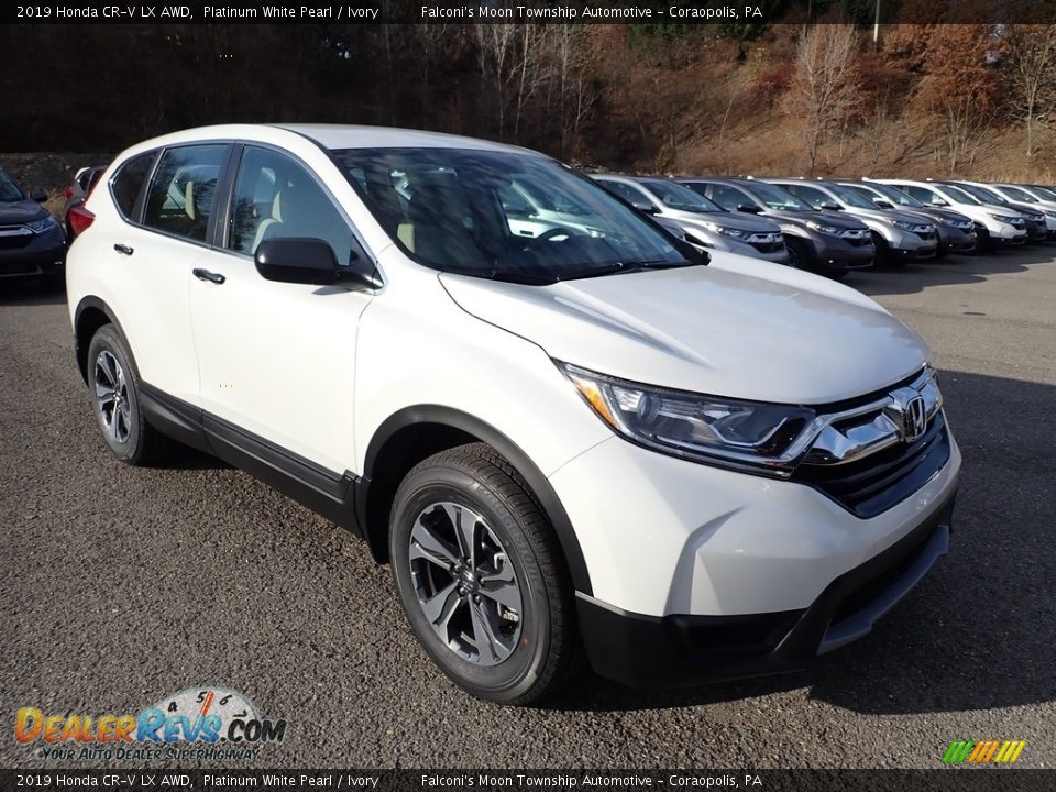 Front 3/4 View of 2019 Honda CR-V LX AWD Photo #6