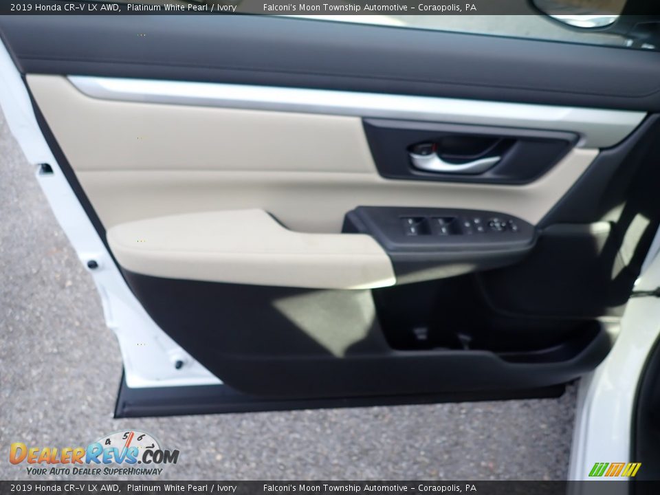 2019 Honda CR-V LX AWD Platinum White Pearl / Ivory Photo #12
