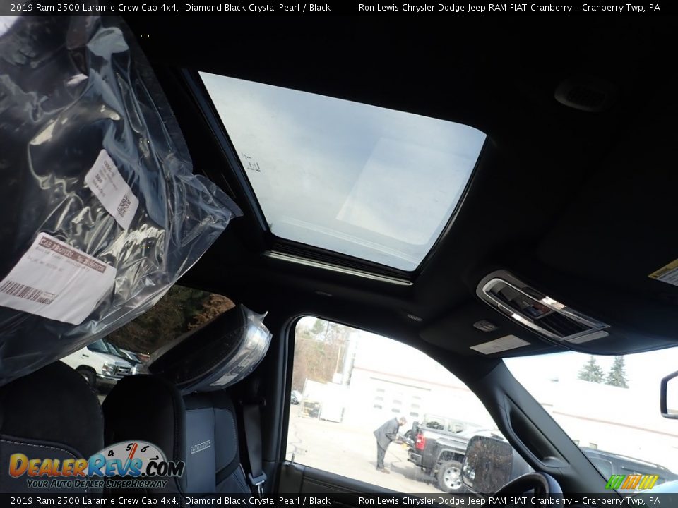 2019 Ram 2500 Laramie Crew Cab 4x4 Diamond Black Crystal Pearl / Black Photo #12