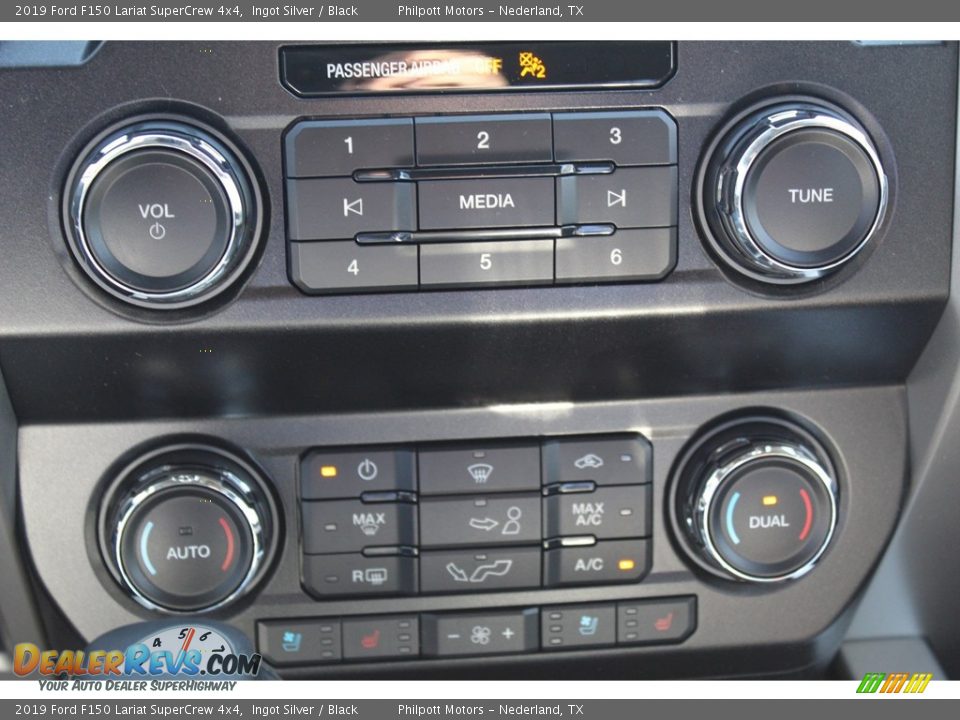 2019 Ford F150 Lariat SuperCrew 4x4 Ingot Silver / Black Photo #17
