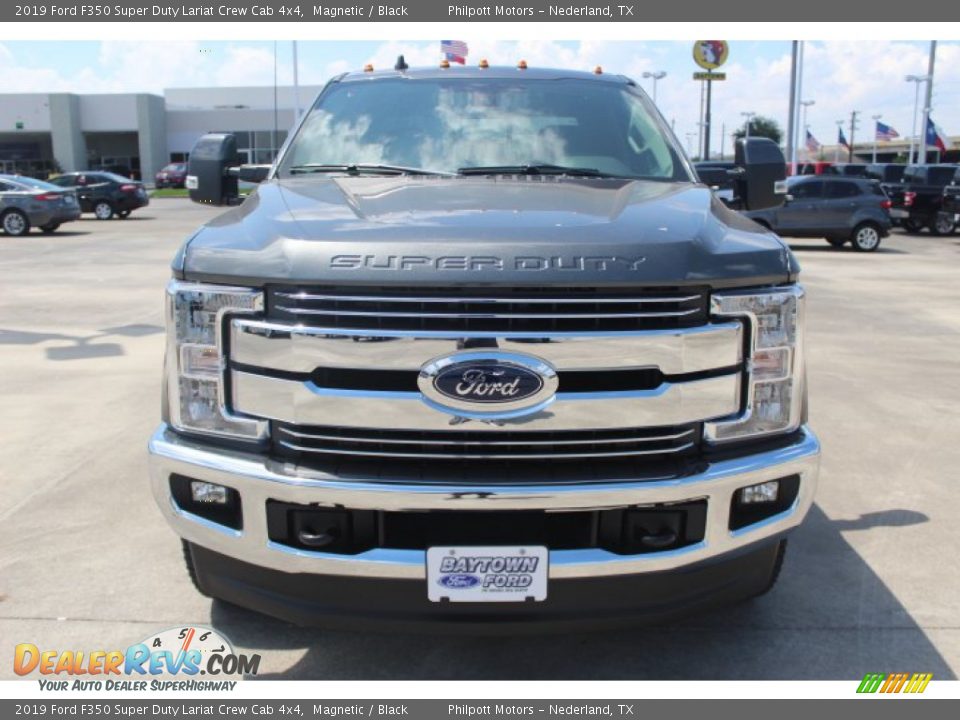 2019 Ford F350 Super Duty Lariat Crew Cab 4x4 Magnetic / Black Photo #2