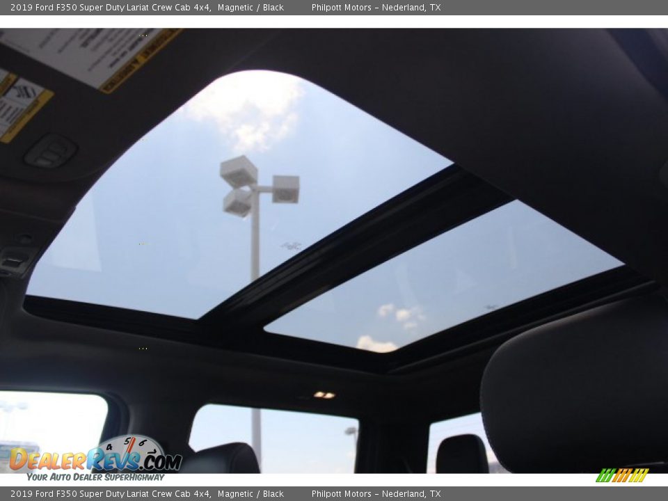 2019 Ford F350 Super Duty Lariat Crew Cab 4x4 Magnetic / Black Photo #19