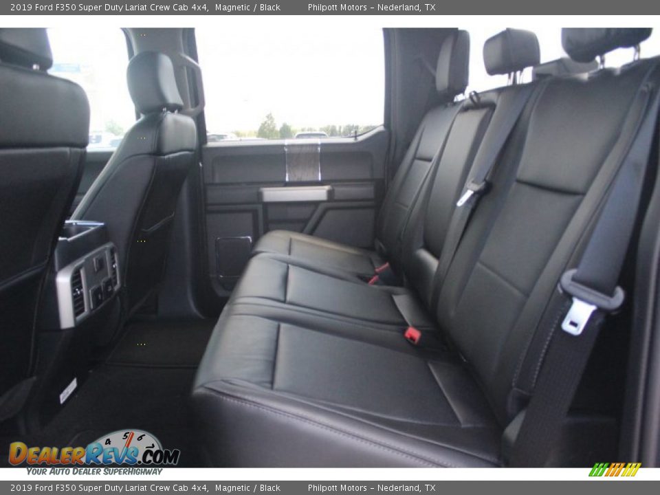 2019 Ford F350 Super Duty Lariat Crew Cab 4x4 Magnetic / Black Photo #21