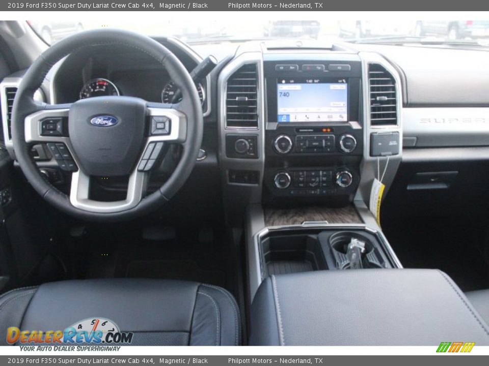 2019 Ford F350 Super Duty Lariat Crew Cab 4x4 Magnetic / Black Photo #22
