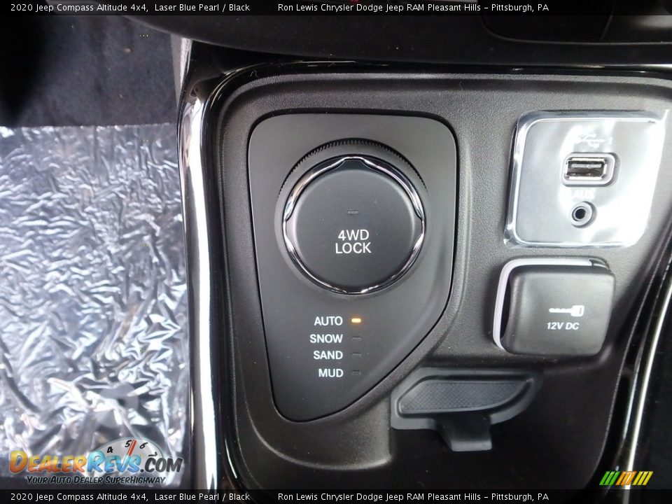 2020 Jeep Compass Altitude 4x4 Laser Blue Pearl / Black Photo #20