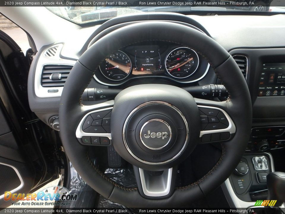 2020 Jeep Compass Latitude 4x4 Diamond Black Crystal Pearl / Black Photo #18