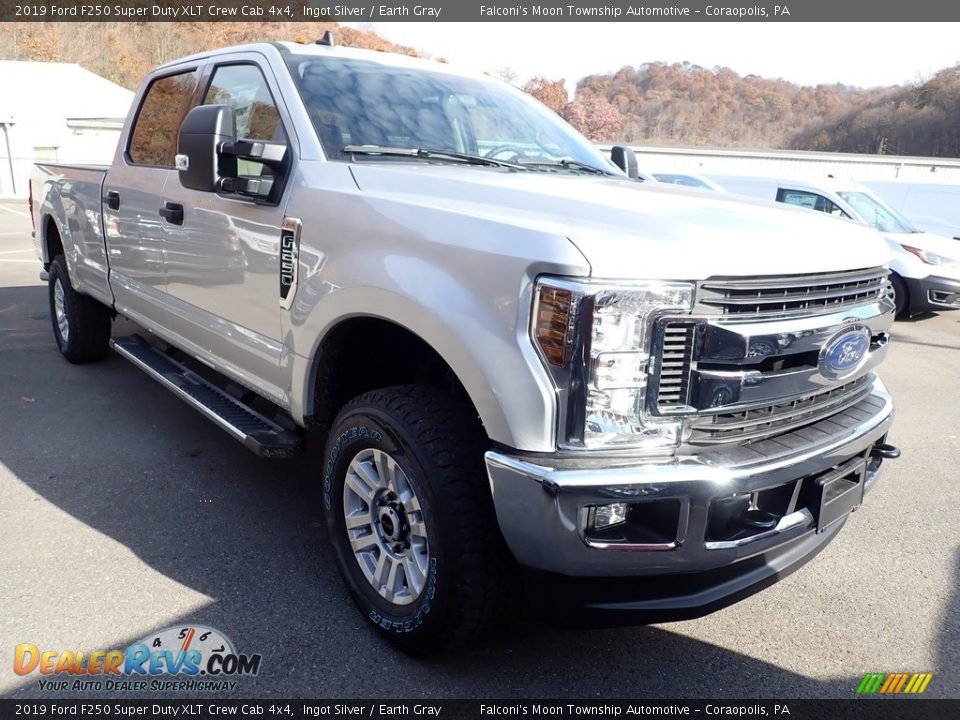 2019 Ford F250 Super Duty XLT Crew Cab 4x4 Ingot Silver / Earth Gray Photo #2