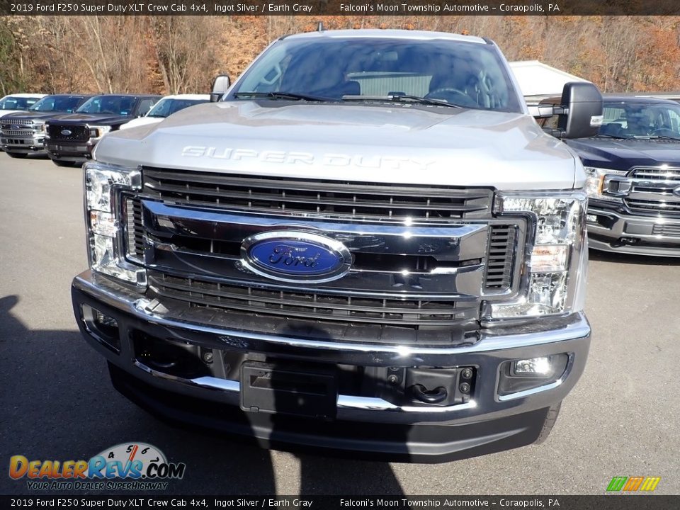 2019 Ford F250 Super Duty XLT Crew Cab 4x4 Ingot Silver / Earth Gray Photo #3
