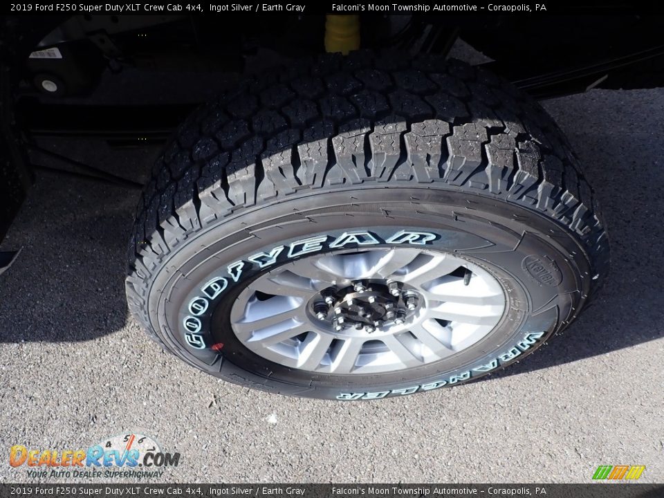 2019 Ford F250 Super Duty XLT Crew Cab 4x4 Ingot Silver / Earth Gray Photo #6