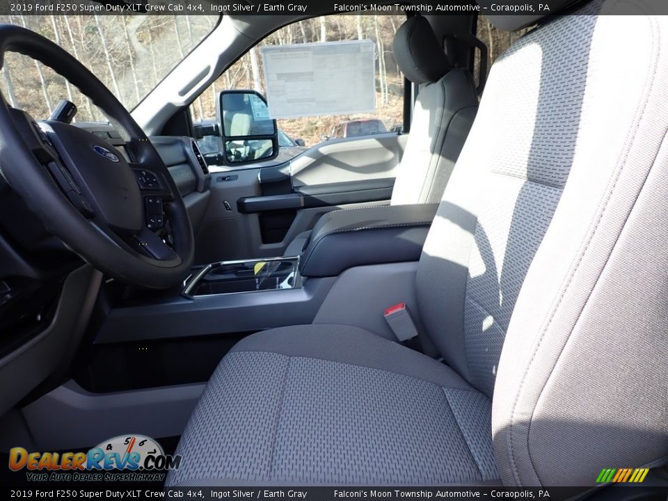 2019 Ford F250 Super Duty XLT Crew Cab 4x4 Ingot Silver / Earth Gray Photo #8