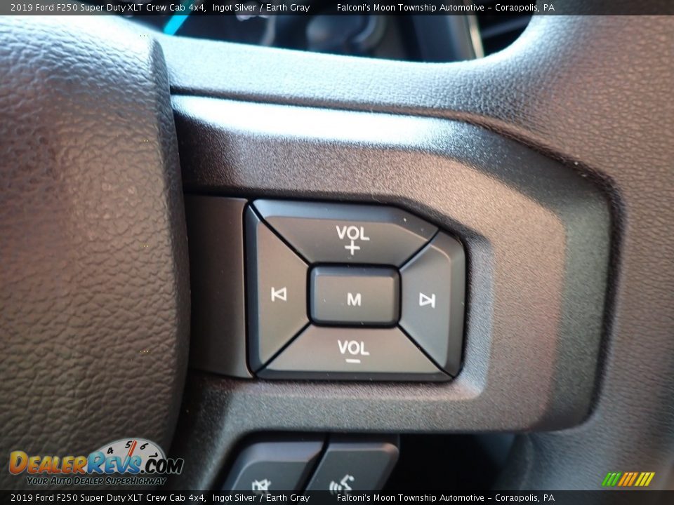 2019 Ford F250 Super Duty XLT Crew Cab 4x4 Ingot Silver / Earth Gray Photo #14