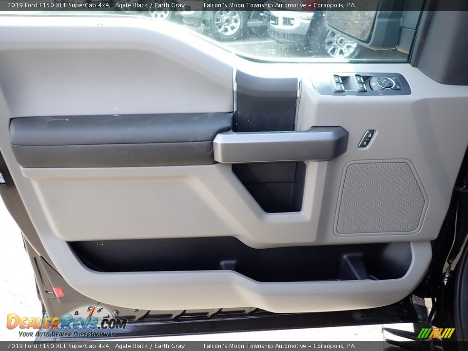 2019 Ford F150 XLT SuperCab 4x4 Agate Black / Earth Gray Photo #11