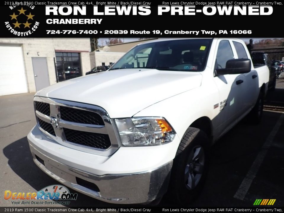 2019 Ram 1500 Classic Tradesman Crew Cab 4x4 Bright White / Black/Diesel Gray Photo #1