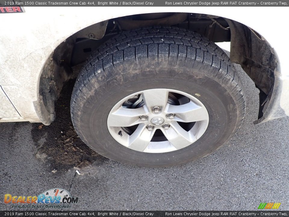 2019 Ram 1500 Classic Tradesman Crew Cab 4x4 Bright White / Black/Diesel Gray Photo #2