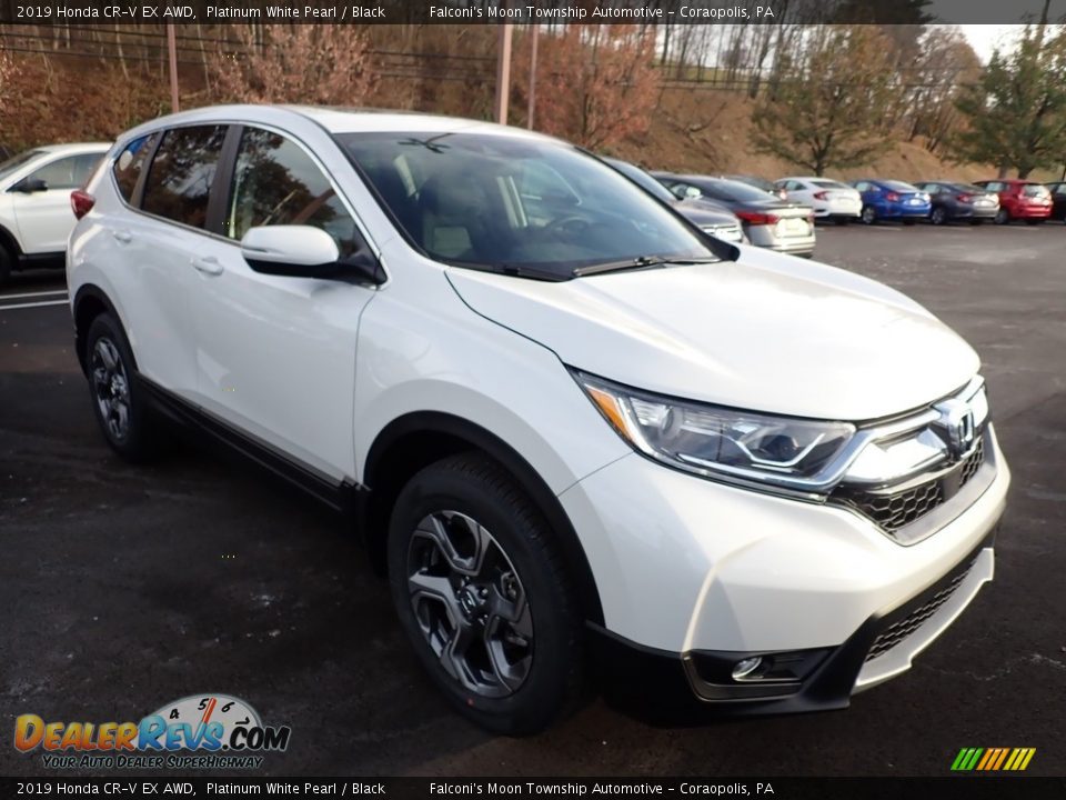 Front 3/4 View of 2019 Honda CR-V EX AWD Photo #5
