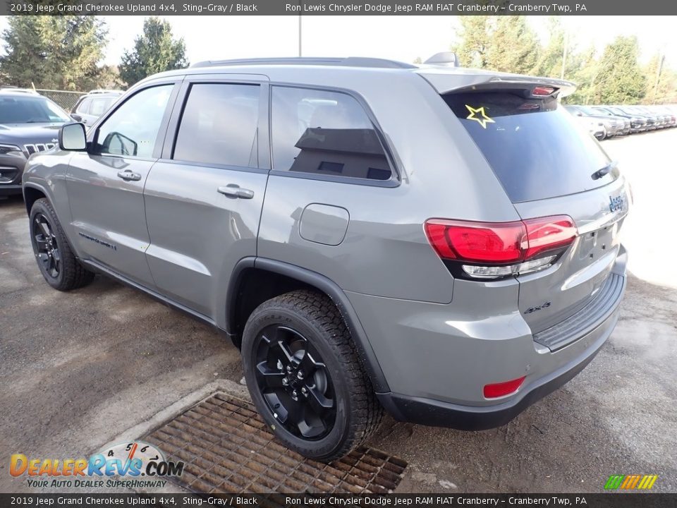 2019 Jeep Grand Cherokee Upland 4x4 Sting-Gray / Black Photo #3