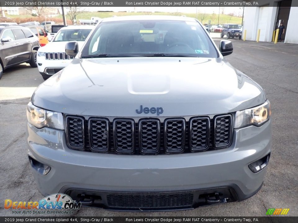 2019 Jeep Grand Cherokee Upland 4x4 Sting-Gray / Black Photo #8