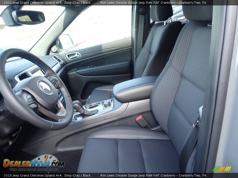 2019 Jeep Grand Cherokee Upland 4x4 Sting-Gray / Black Photo #16