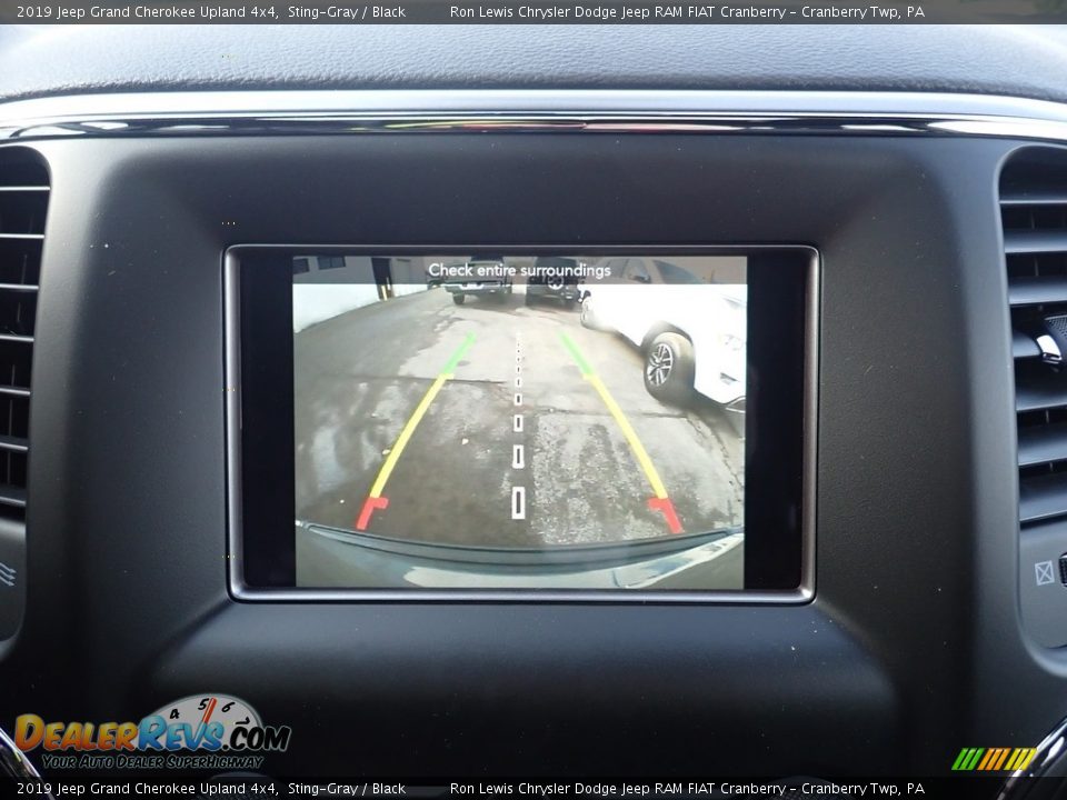 2019 Jeep Grand Cherokee Upland 4x4 Sting-Gray / Black Photo #18