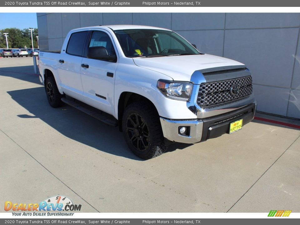 2020 Toyota Tundra TSS Off Road CrewMax Super White / Graphite Photo #2