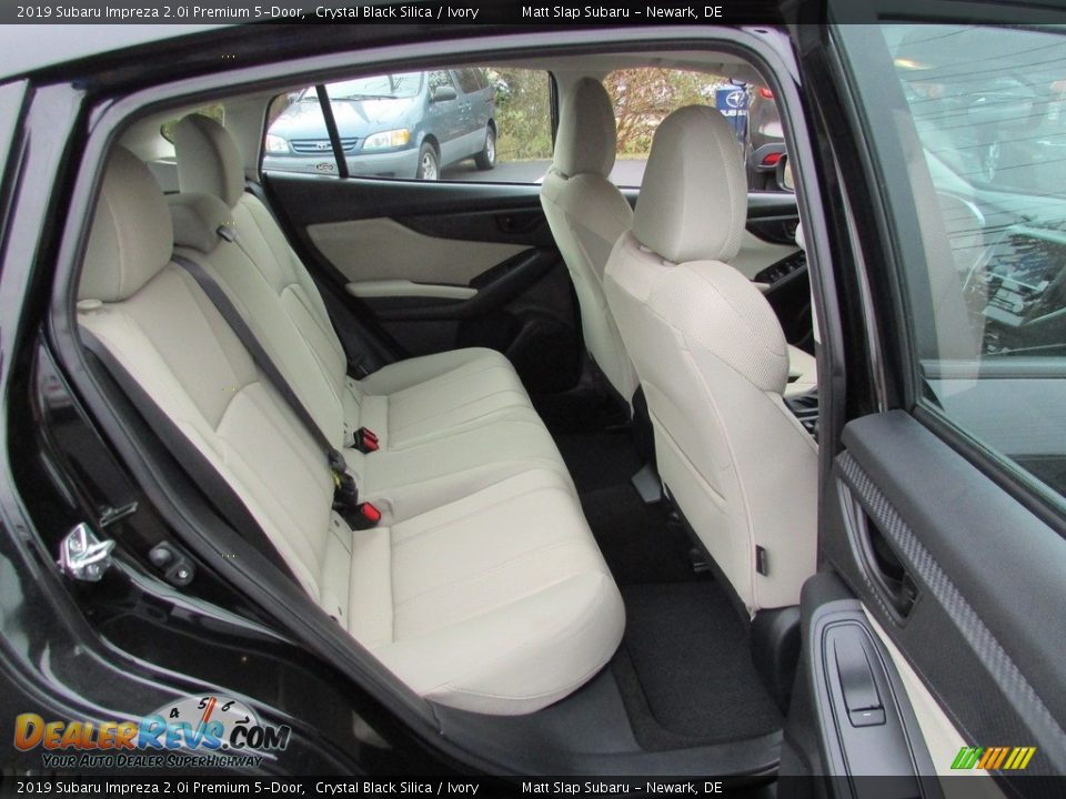 2019 Subaru Impreza 2.0i Premium 5-Door Crystal Black Silica / Ivory Photo #19