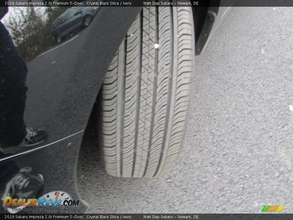 2019 Subaru Impreza 2.0i Premium 5-Door Crystal Black Silica / Ivory Photo #23