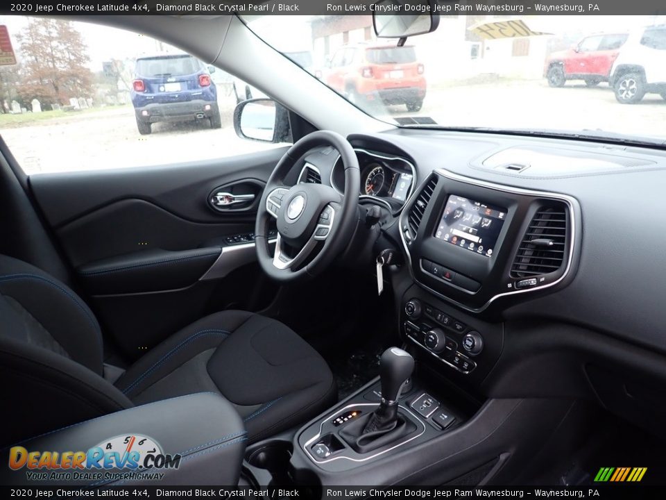 2020 Jeep Cherokee Latitude 4x4 Diamond Black Crystal Pearl / Black Photo #11