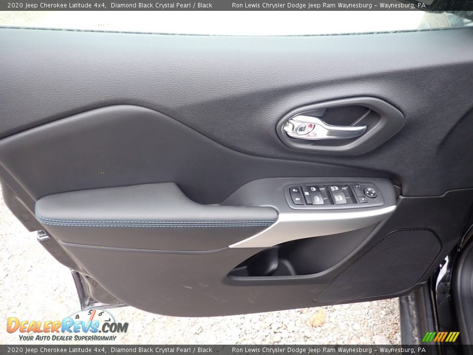 2020 Jeep Cherokee Latitude 4x4 Diamond Black Crystal Pearl / Black Photo #13