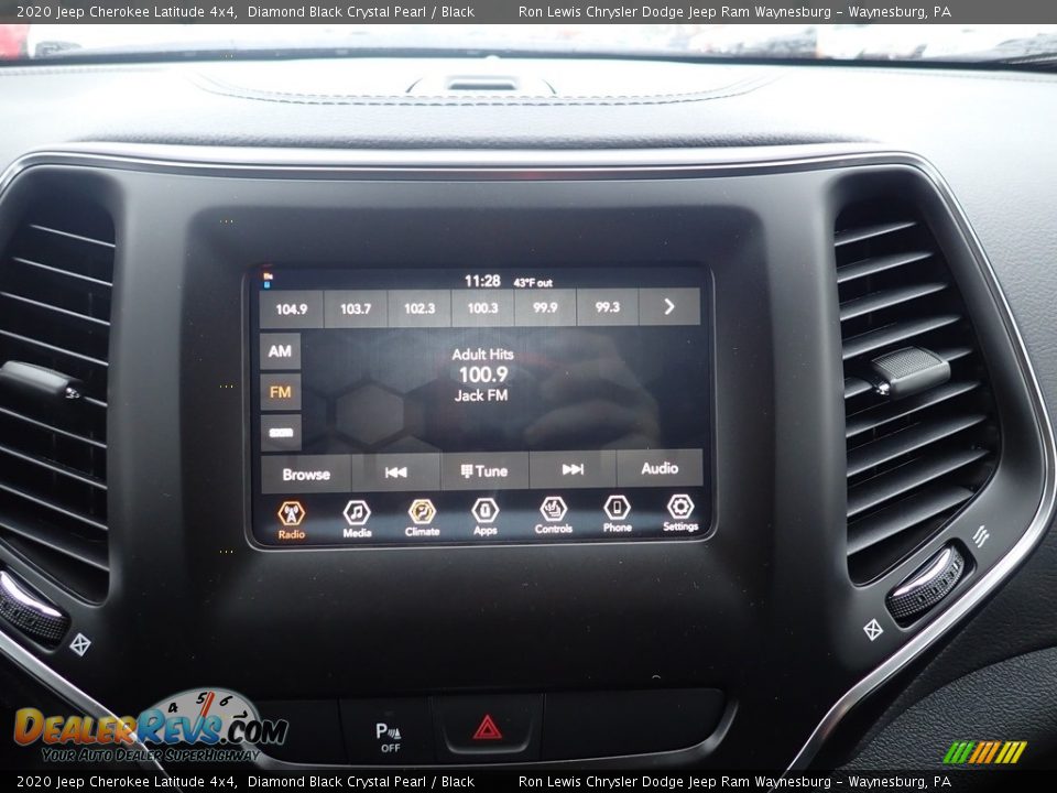 2020 Jeep Cherokee Latitude 4x4 Diamond Black Crystal Pearl / Black Photo #16