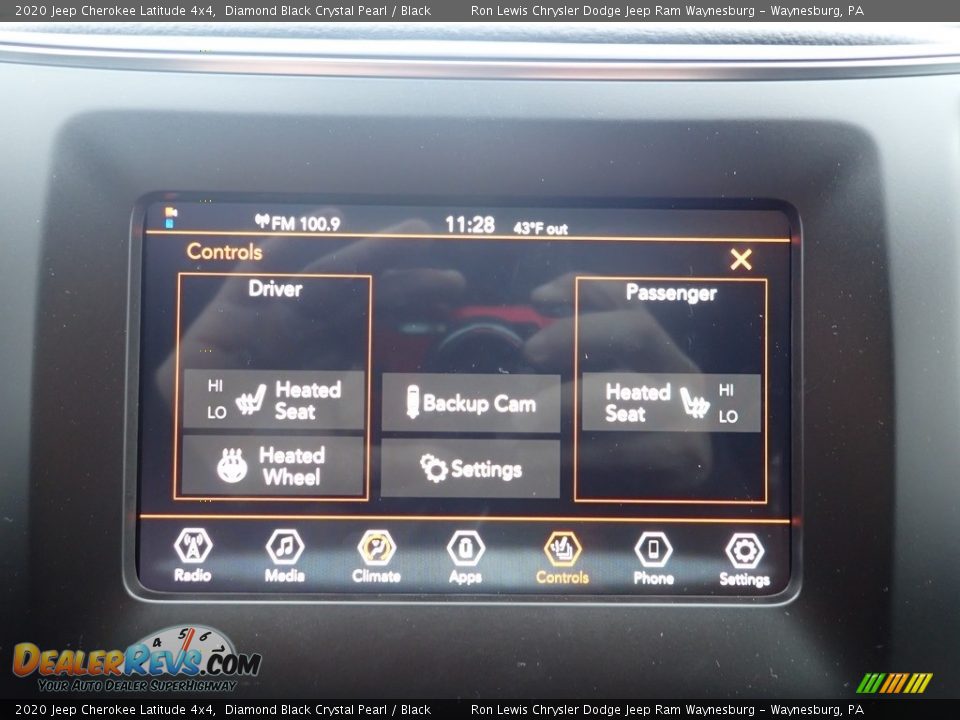 2020 Jeep Cherokee Latitude 4x4 Diamond Black Crystal Pearl / Black Photo #17