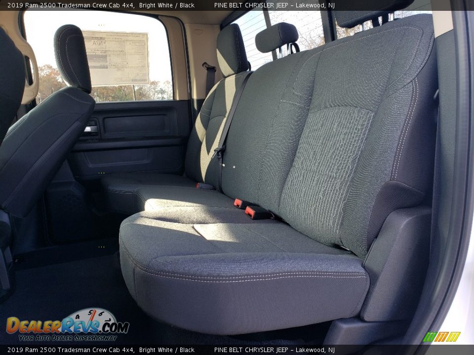 2019 Ram 2500 Tradesman Crew Cab 4x4 Bright White / Black Photo #6