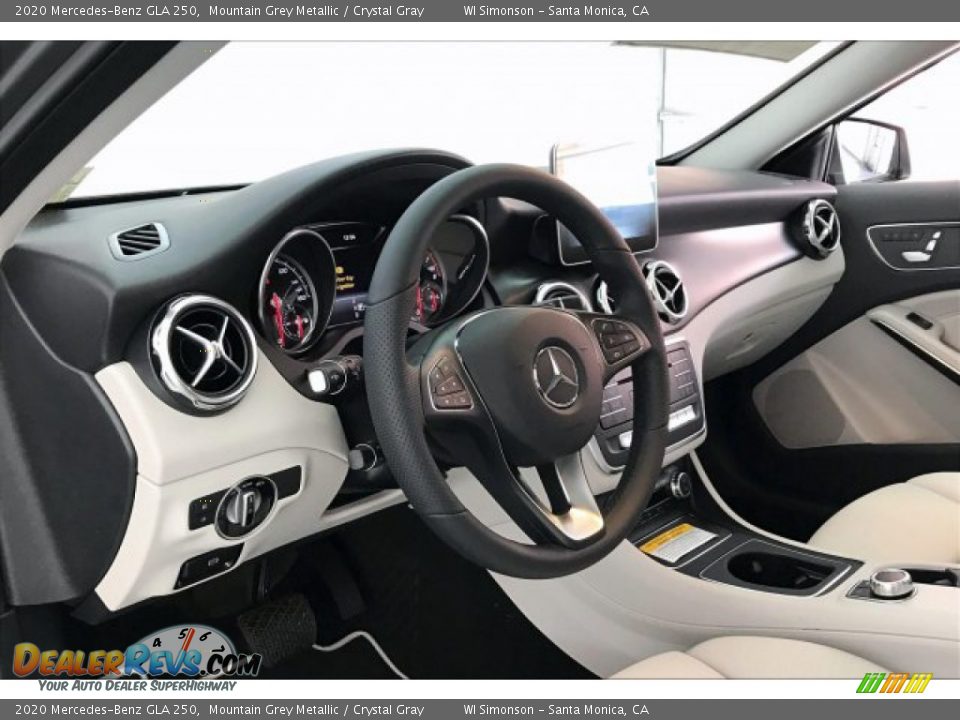 2020 Mercedes-Benz GLA 250 Mountain Grey Metallic / Crystal Gray Photo #4