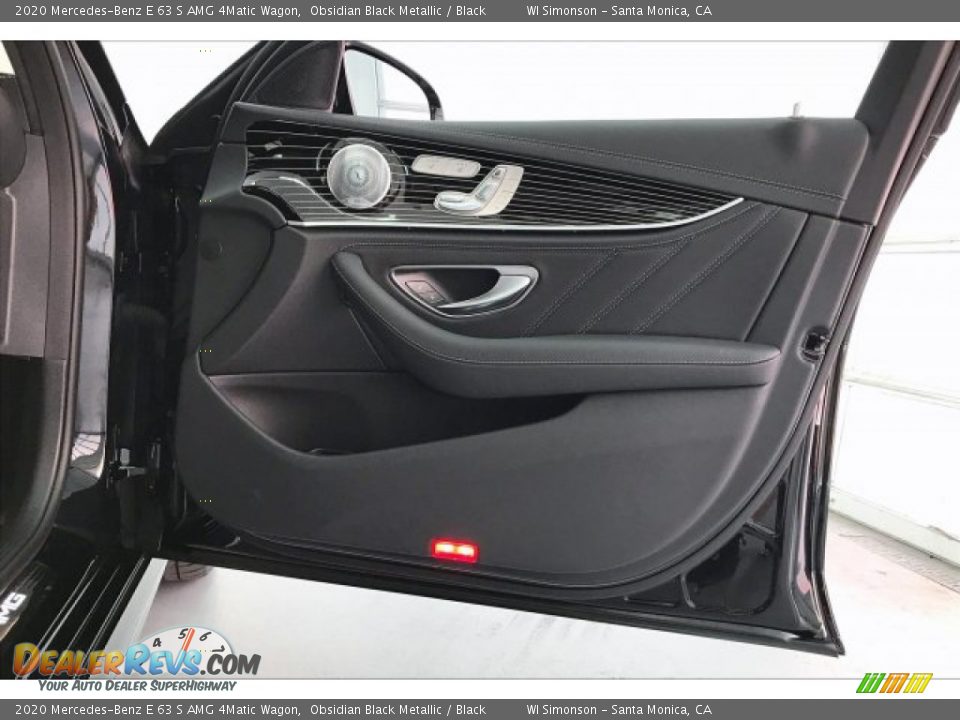 Door Panel of 2020 Mercedes-Benz E 63 S AMG 4Matic Wagon Photo #29