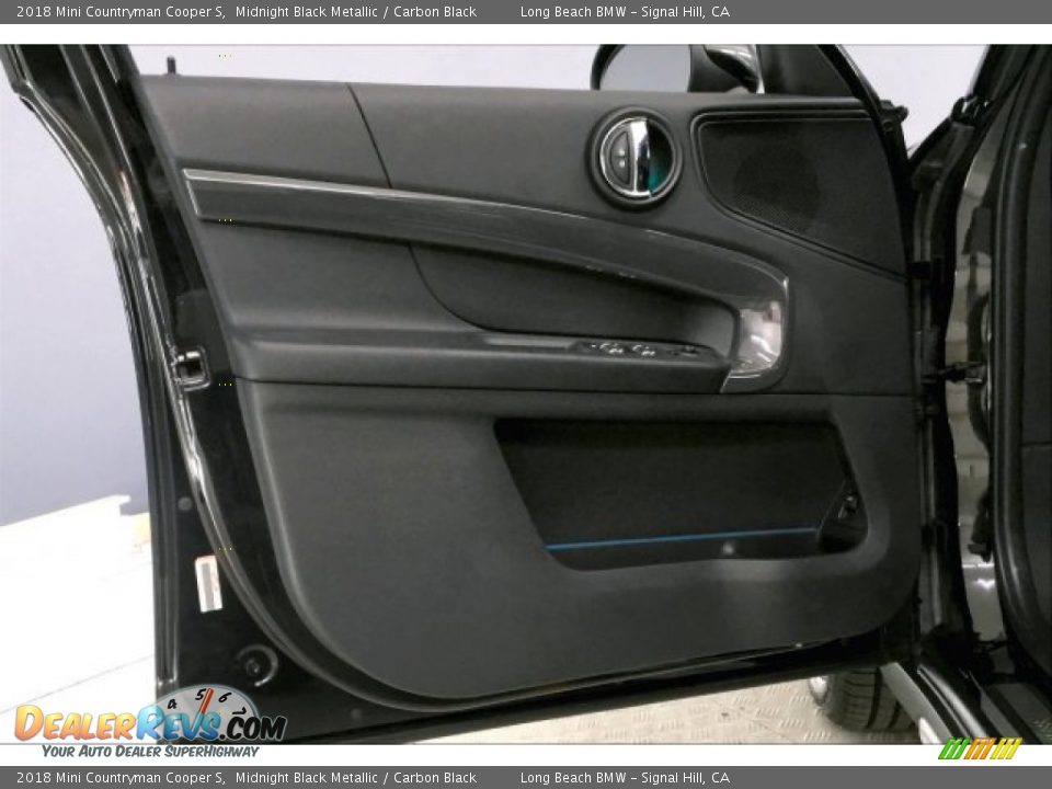 Door Panel of 2018 Mini Countryman Cooper S Photo #21