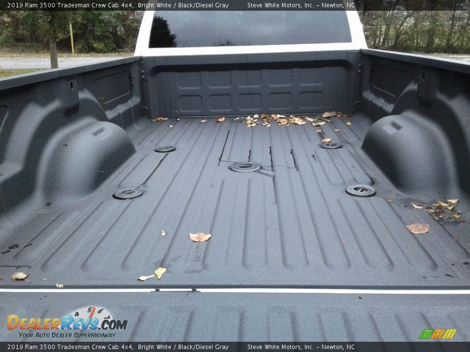 2019 Ram 3500 Tradesman Crew Cab 4x4 Bright White / Black/Diesel Gray Photo #13