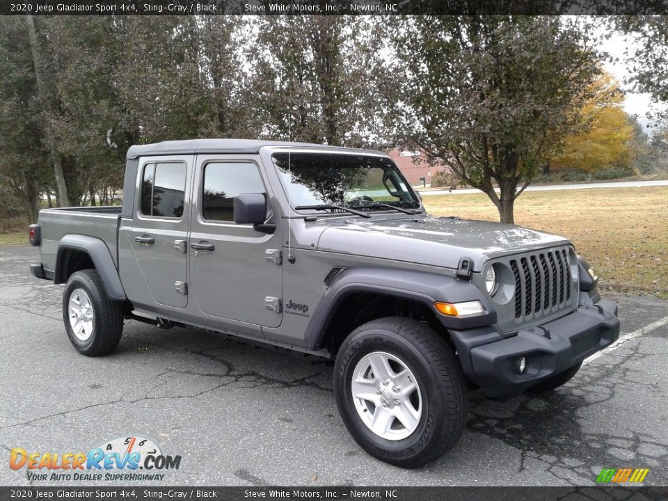 Sting-Gray 2020 Jeep Gladiator Sport 4x4 Photo #4