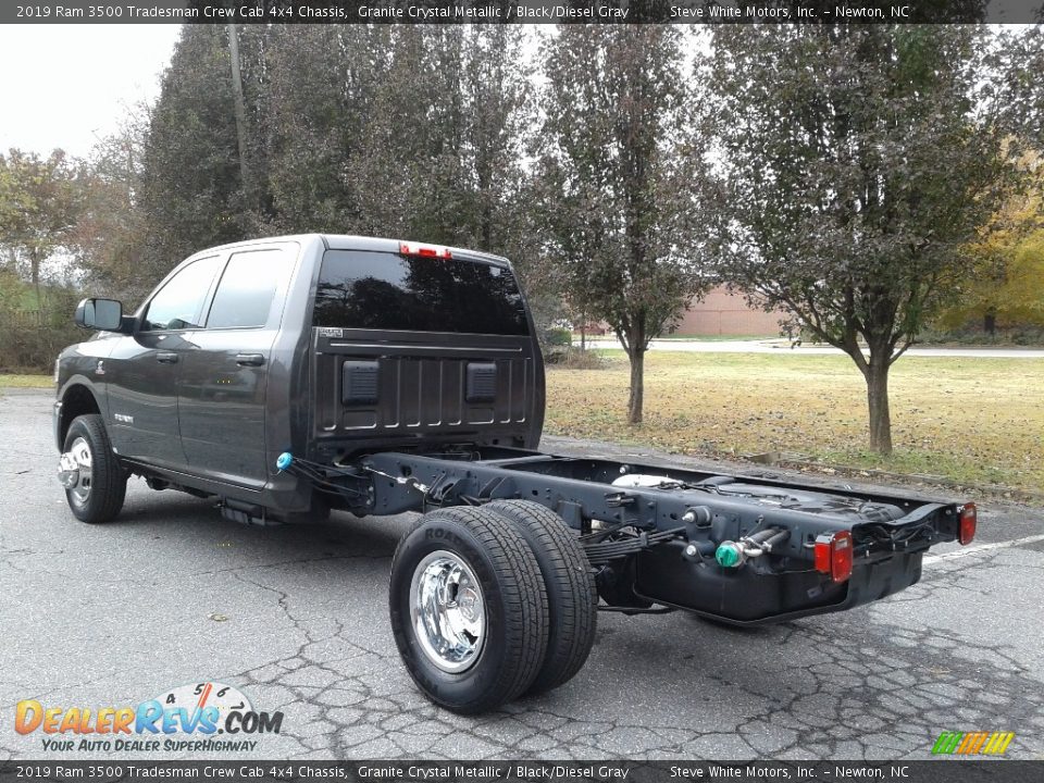 2019 Ram 3500 Tradesman Crew Cab 4x4 Chassis Granite Crystal Metallic / Black/Diesel Gray Photo #8
