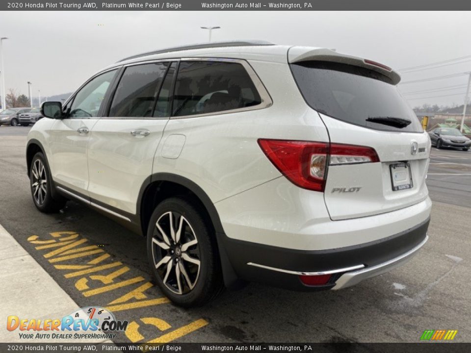 2020 Honda Pilot Touring AWD Platinum White Pearl / Beige Photo #5