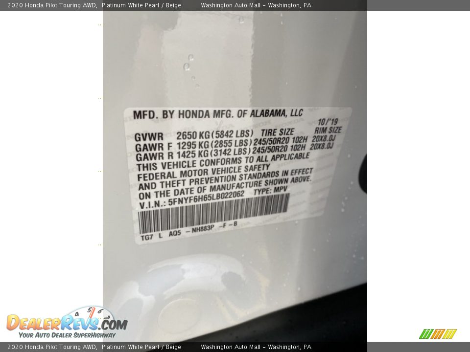 2020 Honda Pilot Touring AWD Platinum White Pearl / Beige Photo #9
