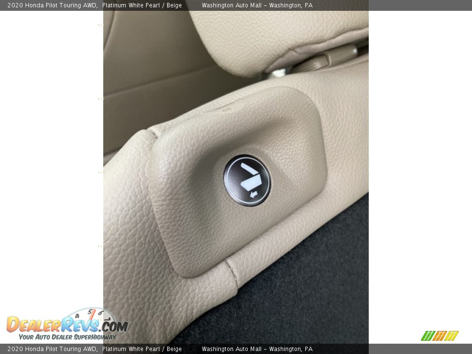 2020 Honda Pilot Touring AWD Platinum White Pearl / Beige Photo #20