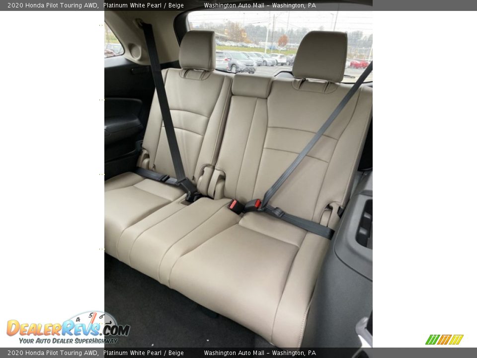 2020 Honda Pilot Touring AWD Platinum White Pearl / Beige Photo #21