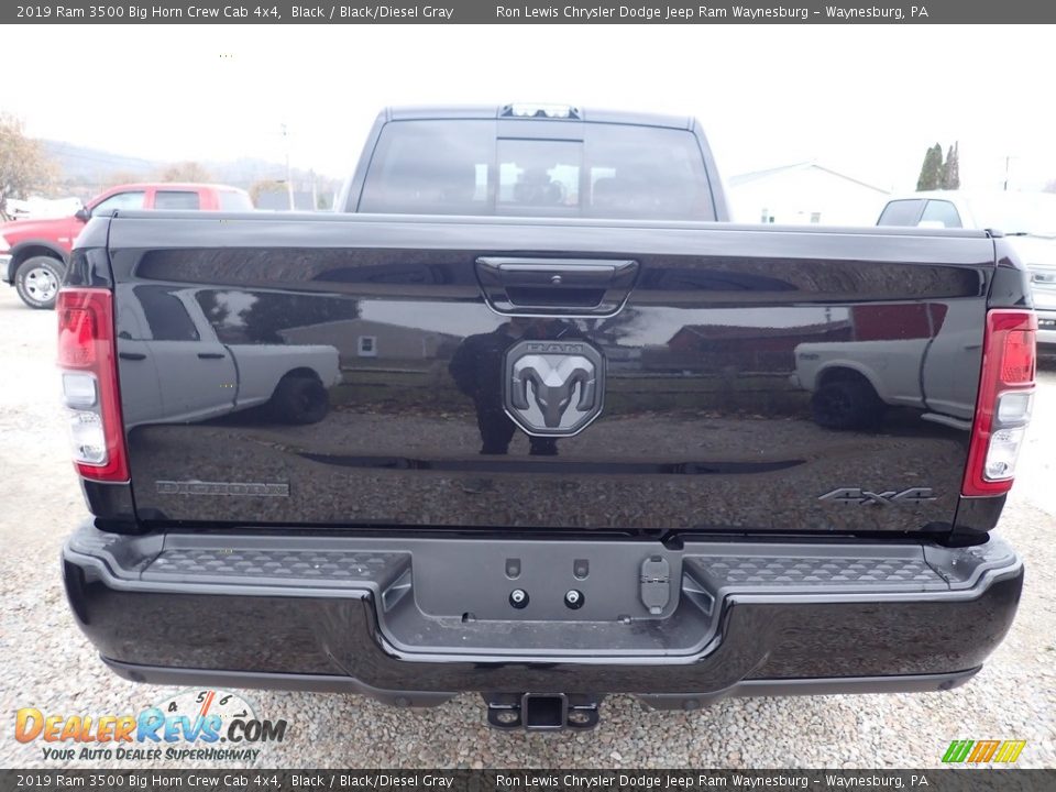 2019 Ram 3500 Big Horn Crew Cab 4x4 Black / Black/Diesel Gray Photo #4