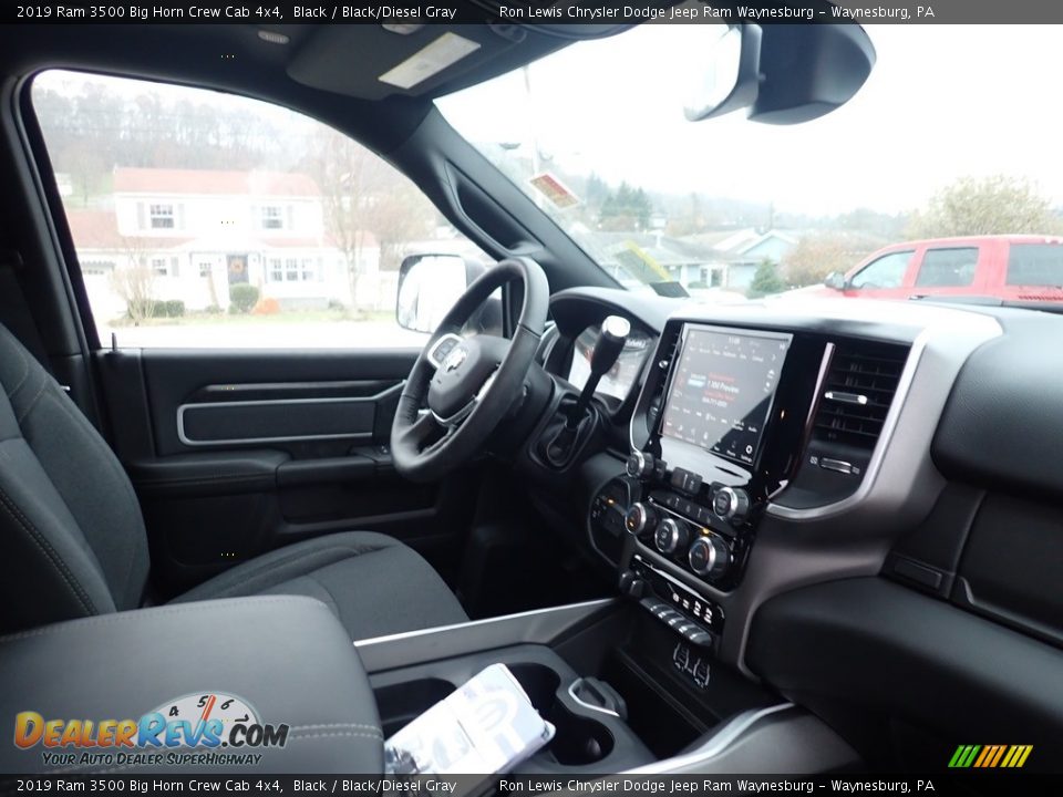 2019 Ram 3500 Big Horn Crew Cab 4x4 Black / Black/Diesel Gray Photo #11