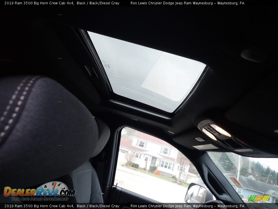 2019 Ram 3500 Big Horn Crew Cab 4x4 Black / Black/Diesel Gray Photo #12