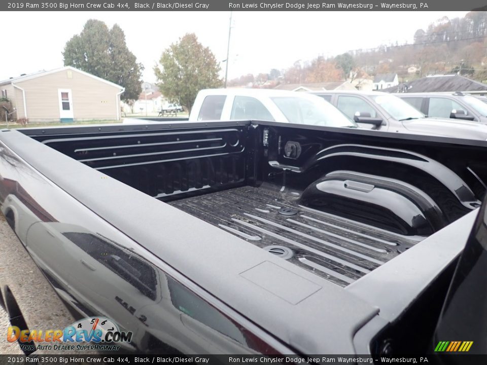 2019 Ram 3500 Big Horn Crew Cab 4x4 Black / Black/Diesel Gray Photo #13