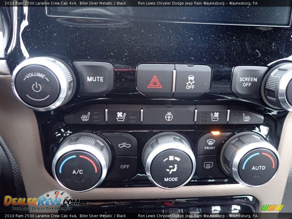 Controls of 2019 Ram 2500 Laramie Crew Cab 4x4 Photo #19