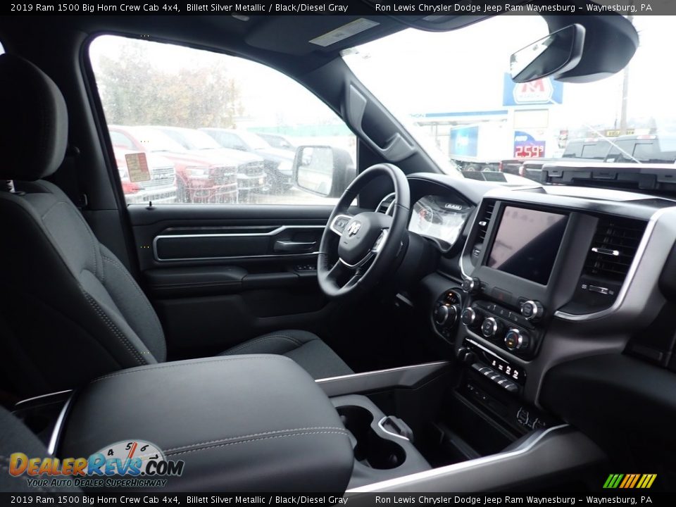 2019 Ram 1500 Big Horn Crew Cab 4x4 Billett Silver Metallic / Black/Diesel Gray Photo #10