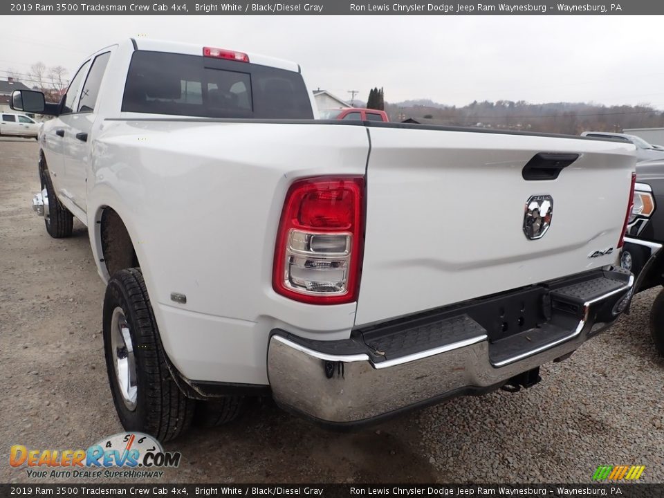 2019 Ram 3500 Tradesman Crew Cab 4x4 Bright White / Black/Diesel Gray Photo #3