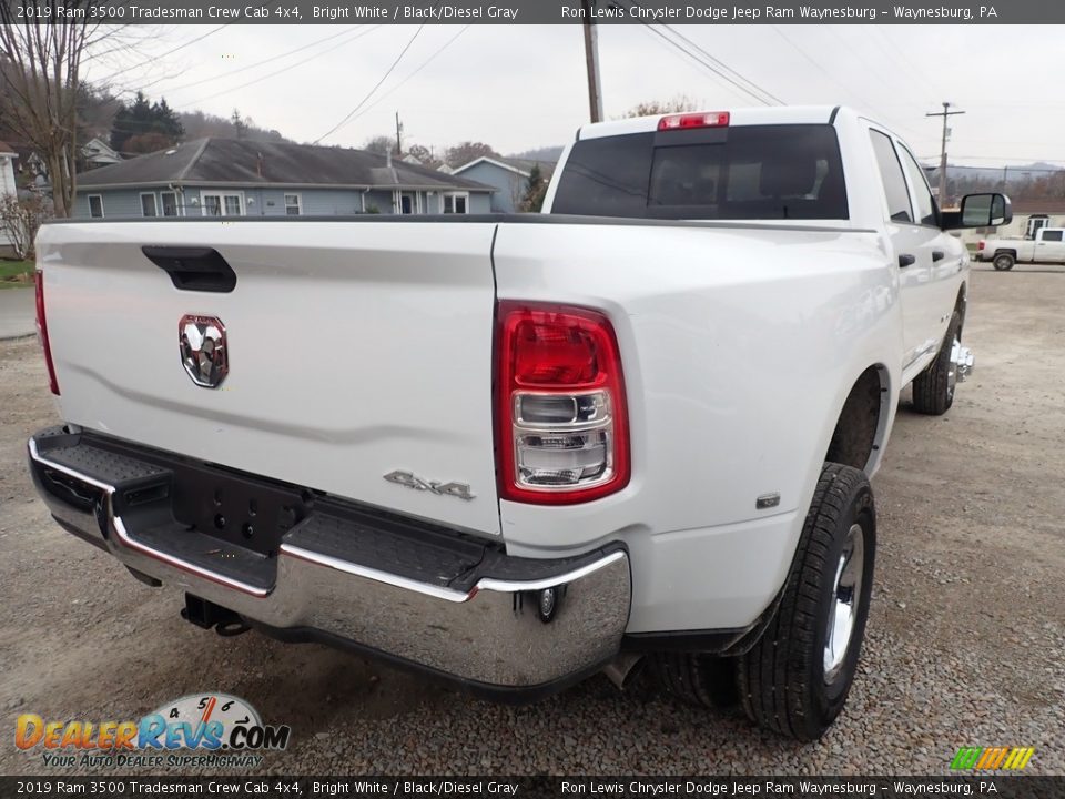 2019 Ram 3500 Tradesman Crew Cab 4x4 Bright White / Black/Diesel Gray Photo #5